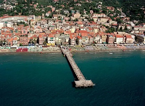 Hotel Ligure Alassio 4*,  Italia